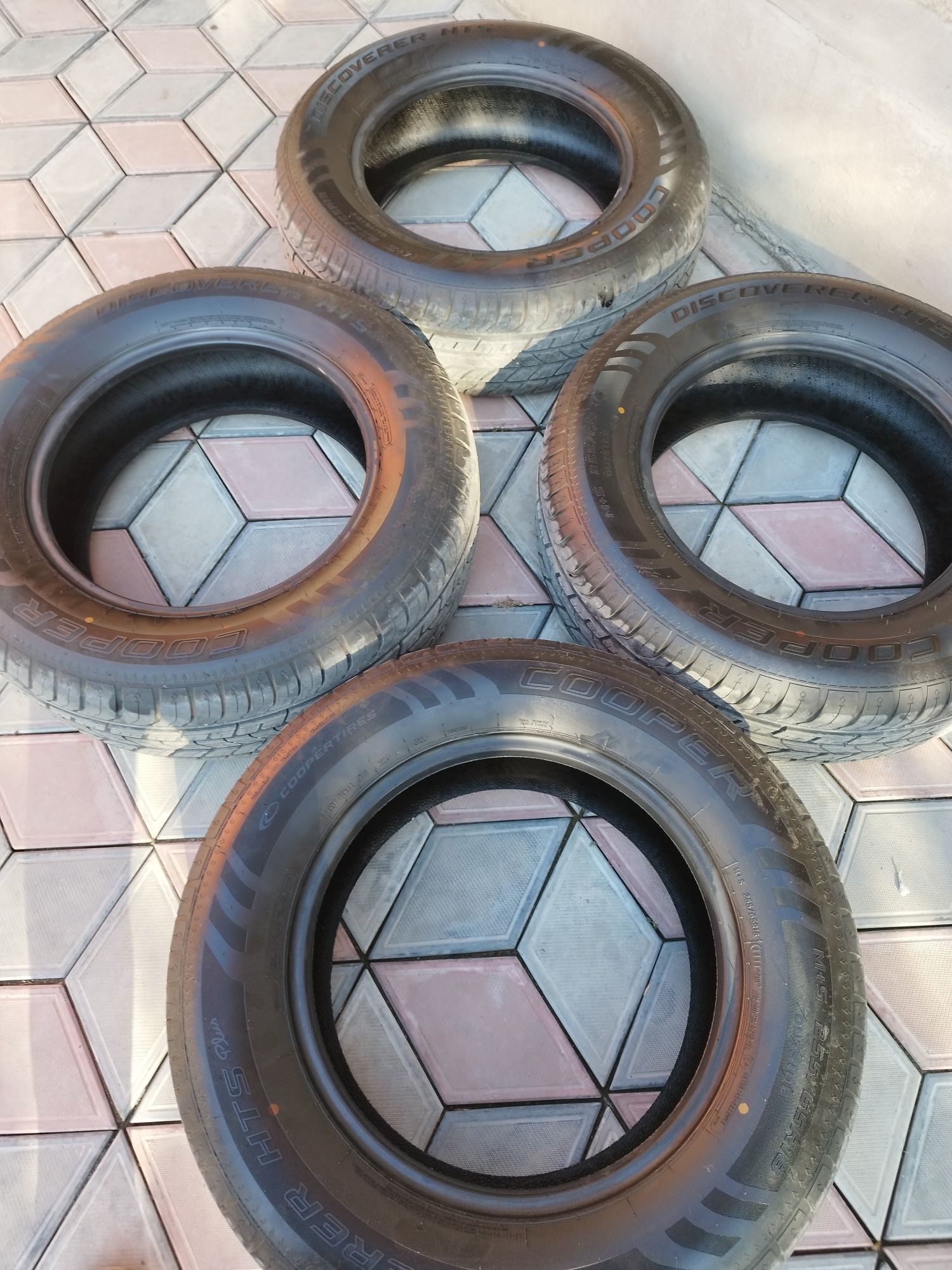 Продам шины 255/65/18