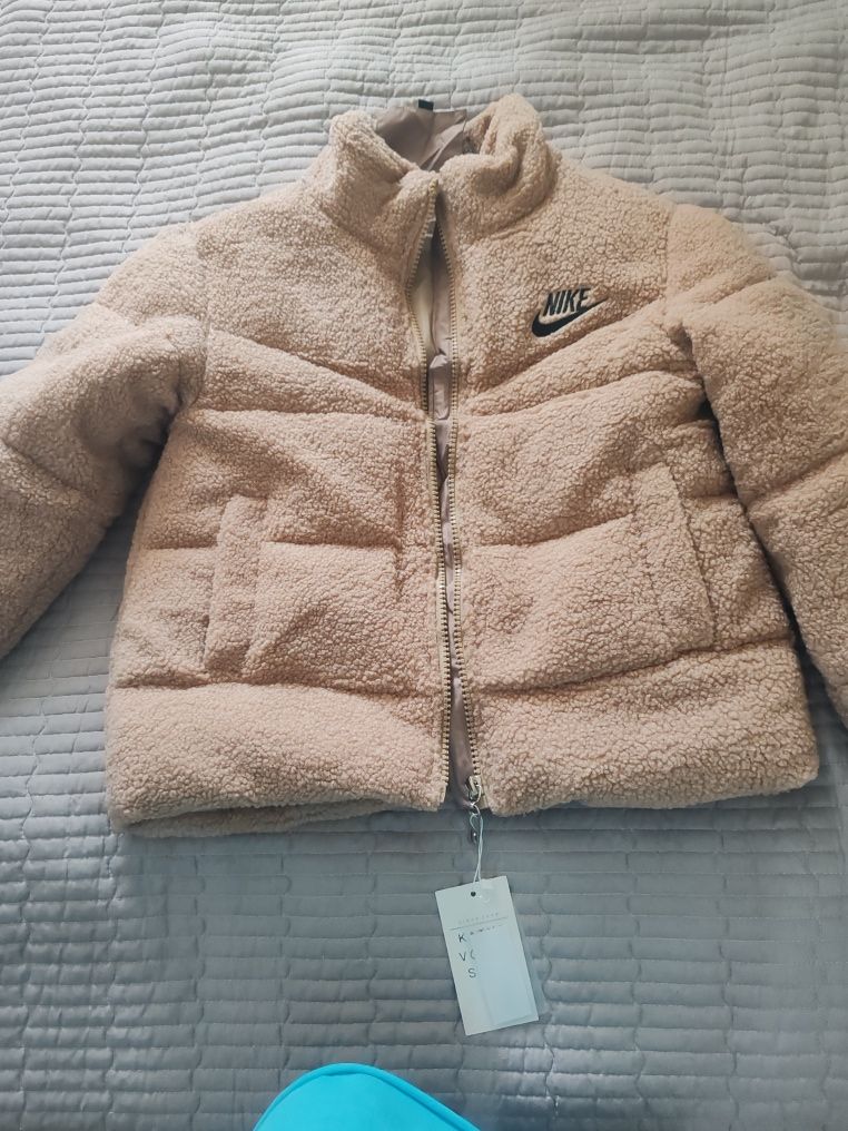 Продам теди куртку осень весна