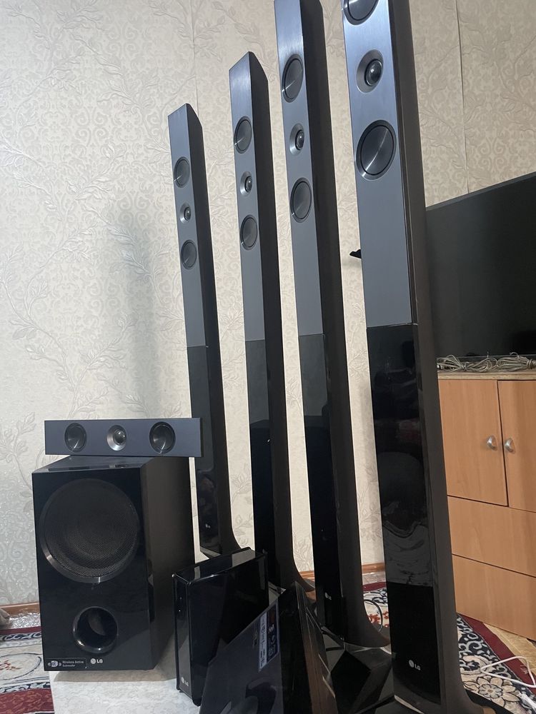 Продам домашний кинотеатр стерео квадросистема