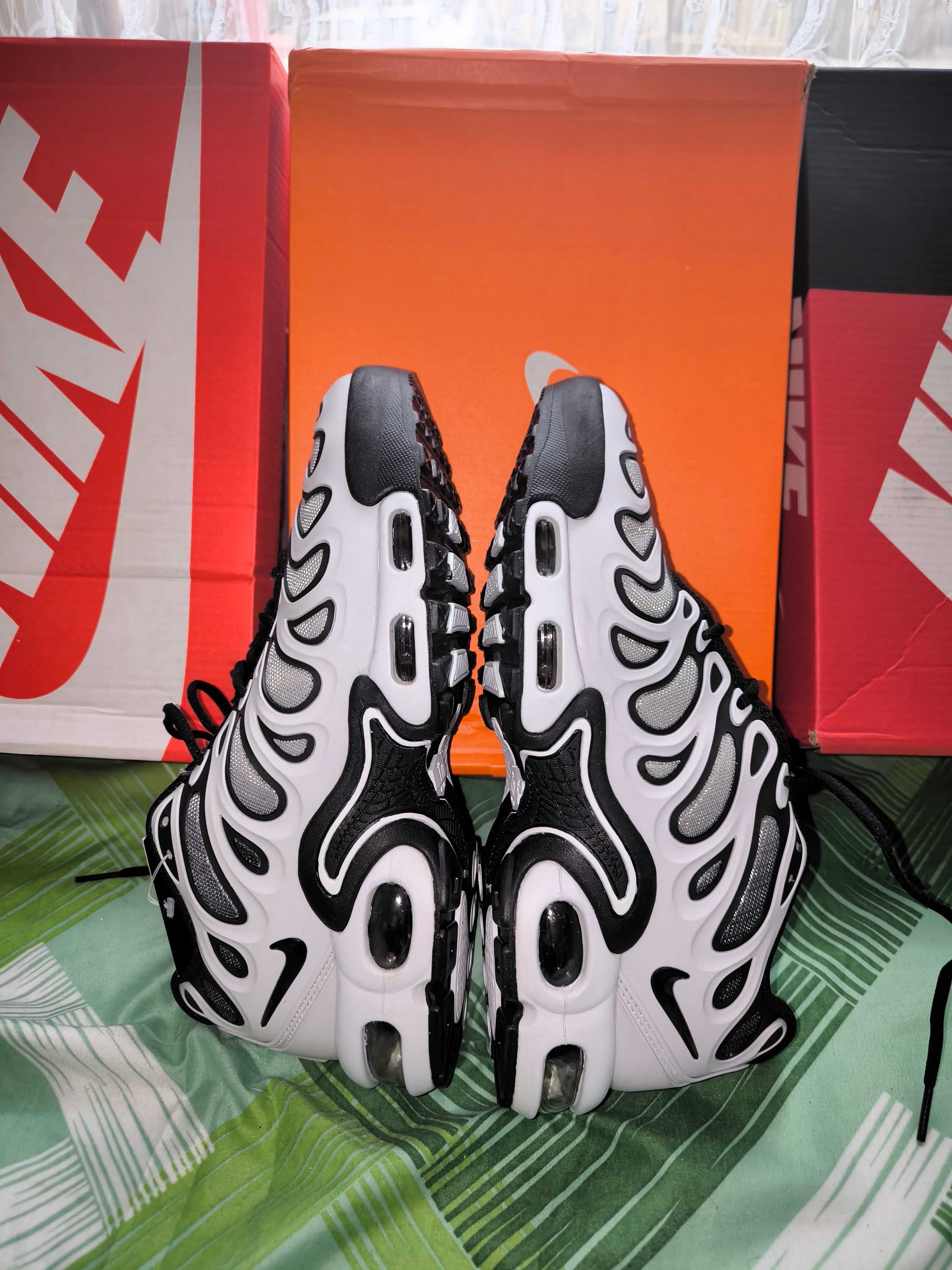 Кроссовки Nike Air Max Plus Drift F