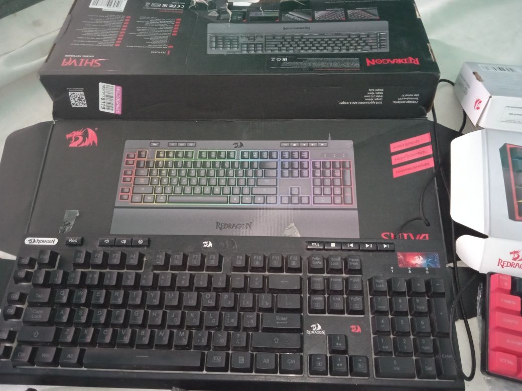 Playstation 2 SONY Оригинал scph-77004 и Клавиатура для Геймеров