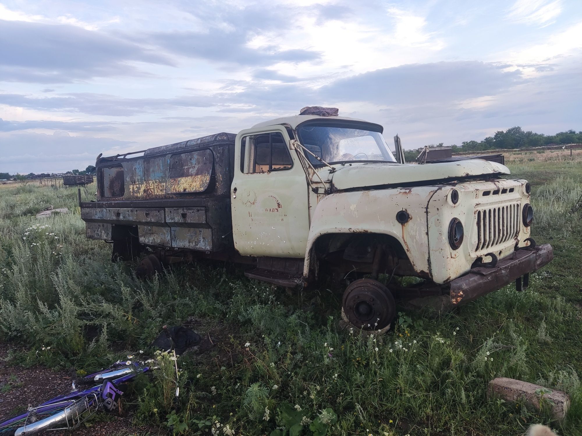 Продаю газ 52 советский