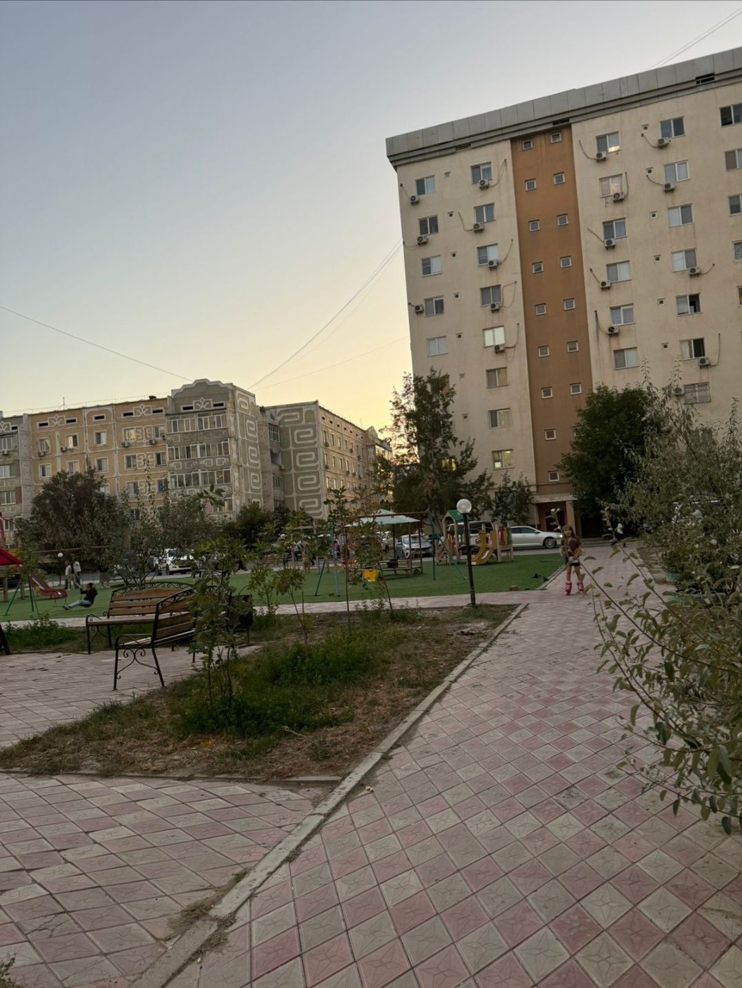 Квартира по суточно на Сары Арка 40