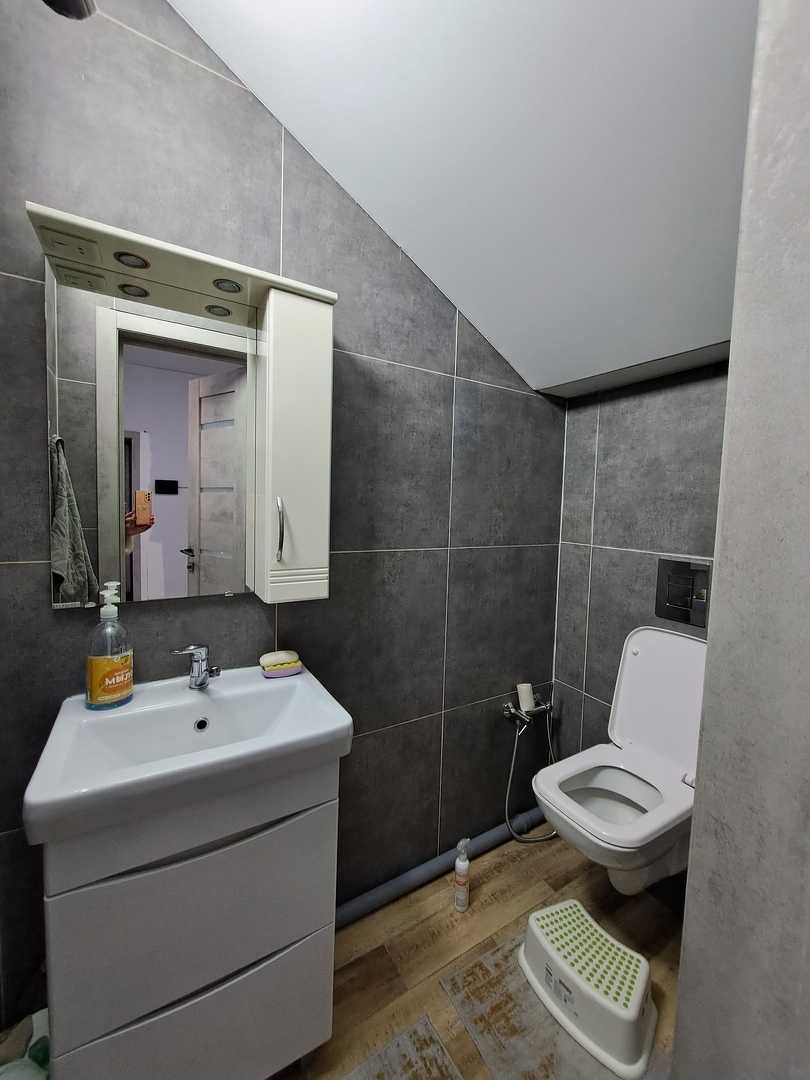 Продам 6 комнатный дом