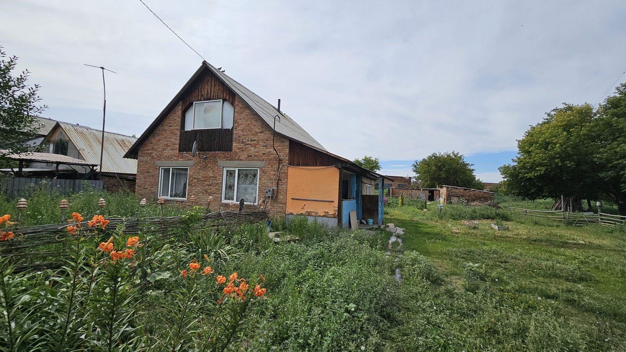 Продаётся 4-однокомнатный дом