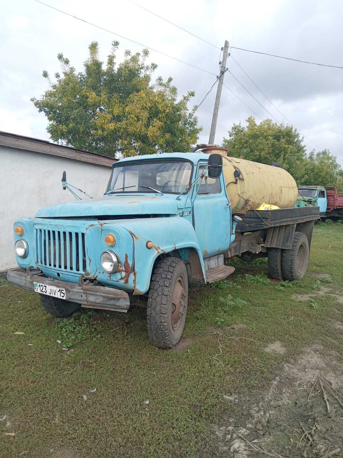 Продам две машины Газ53 ассенизатор