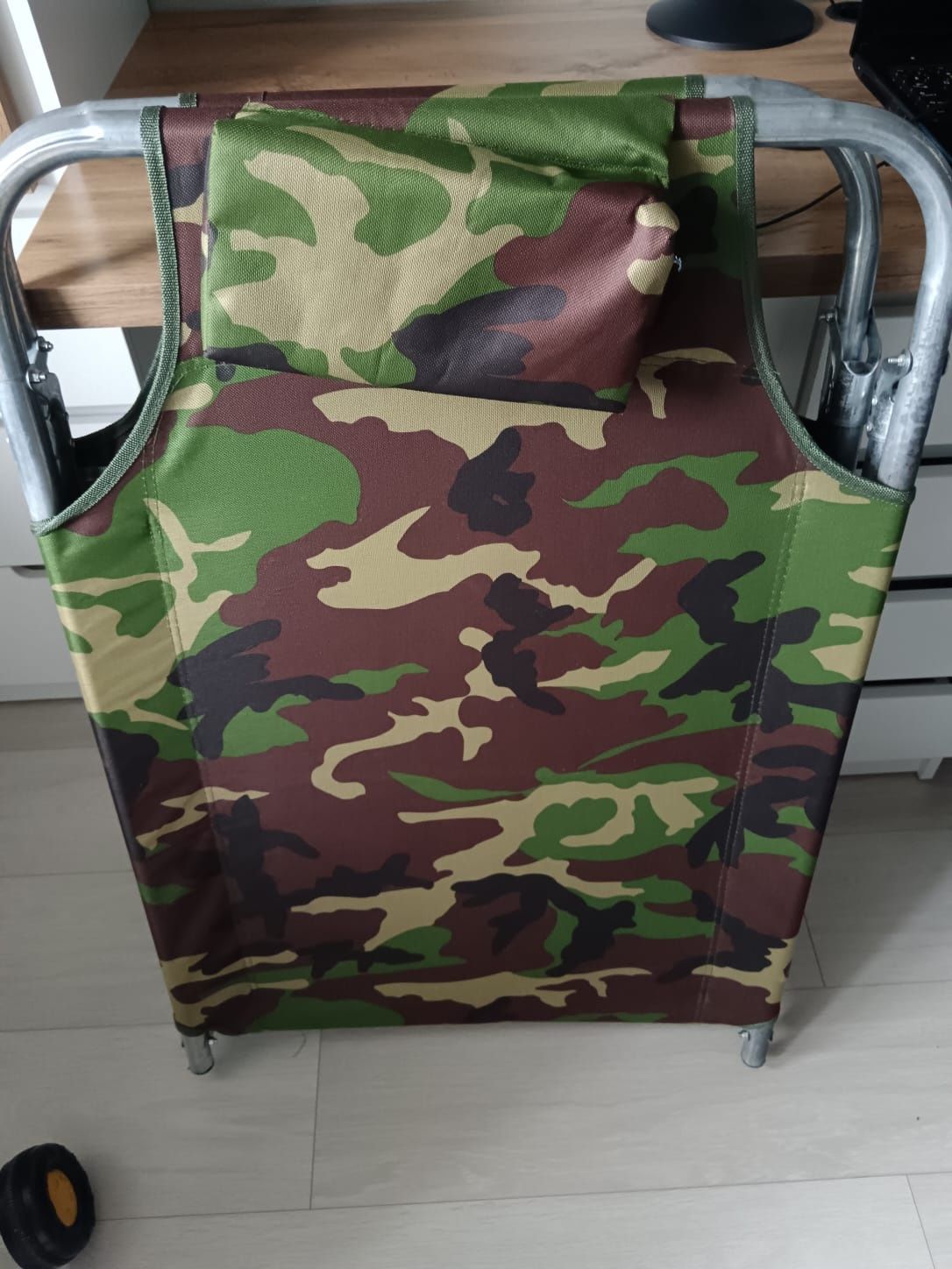 Продам раскладушку новую