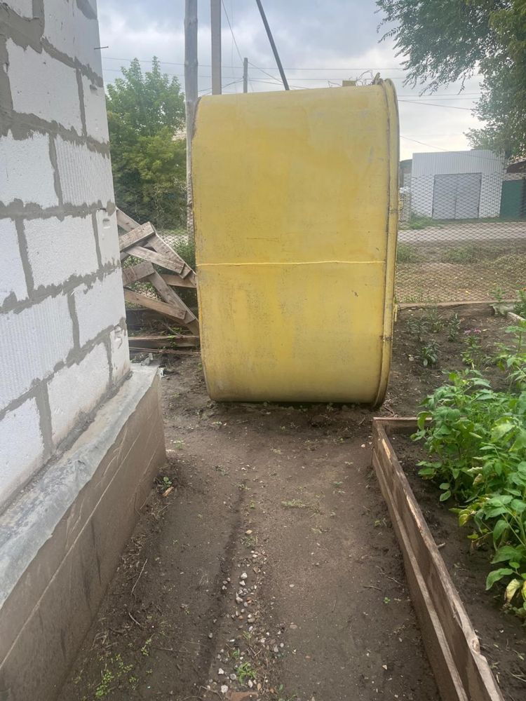 Продам Бак