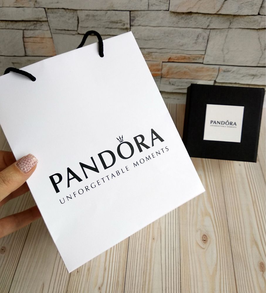 Часы и браслеты «Pandora»