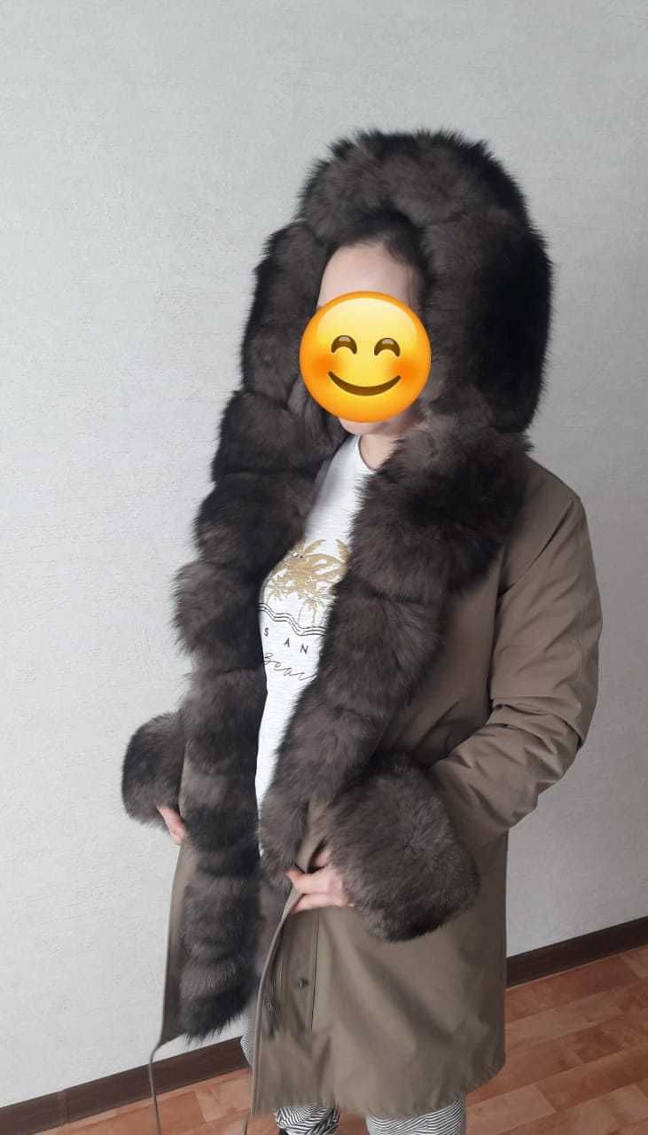 Продам парку с натуральным мехом