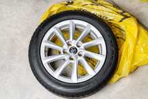 продам комплект оригинальных дисков на камри r17 от Камри 75 215/55r17