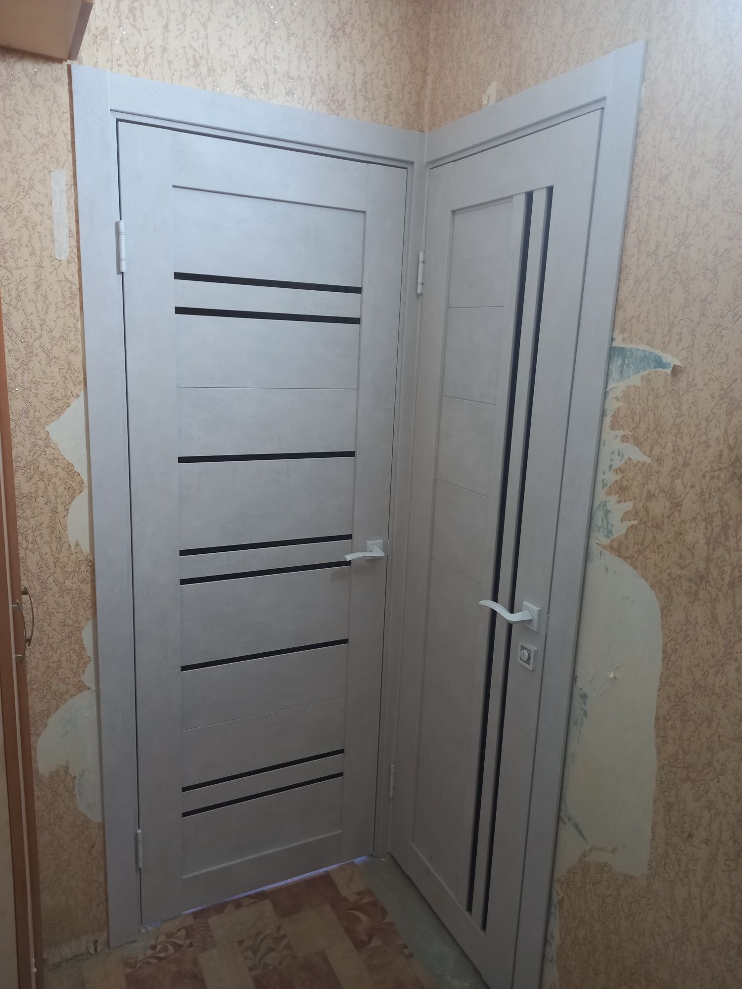 Установка межкомнатных дверей