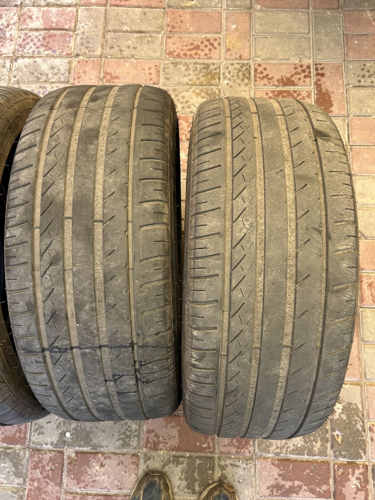 Продам комплект резины 225/40/19