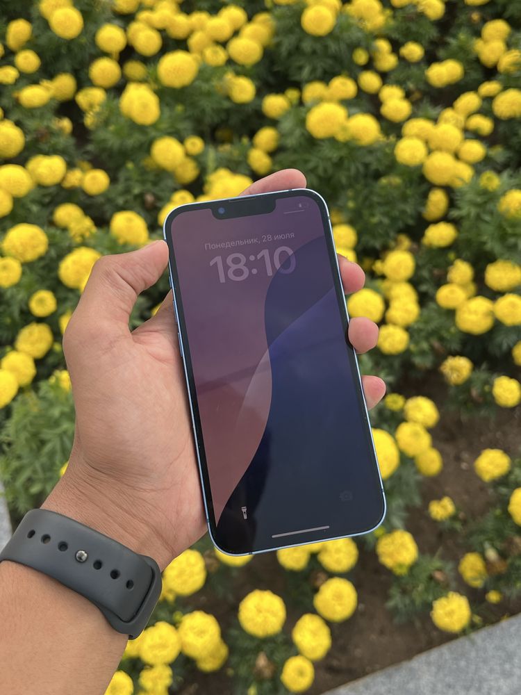 Телефон iPhone 13 128gb