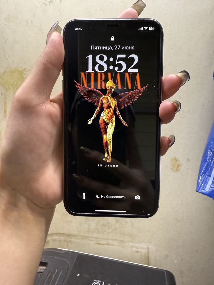 Продам срочно айфон х не дорого .