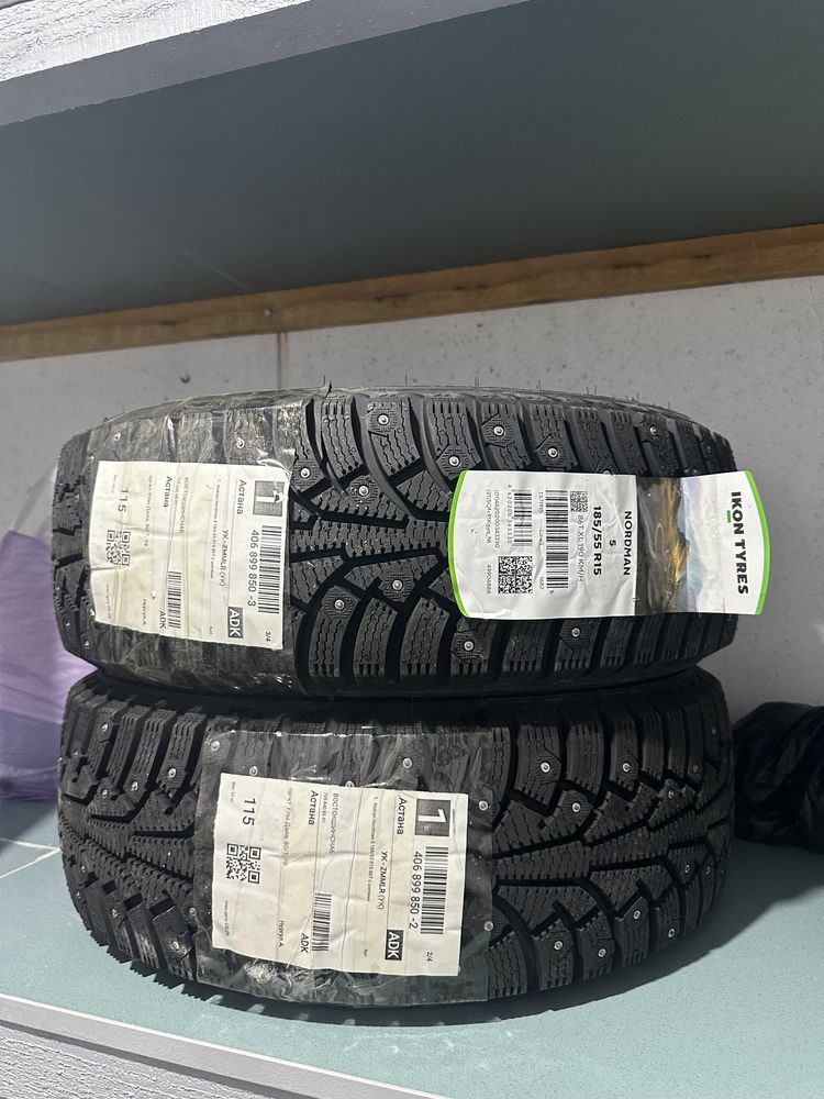 185/55/R15 зимние шипованные балоны новые