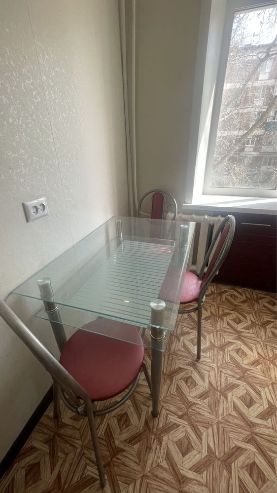 Продам 1-комнатную квартиру в 20-ке