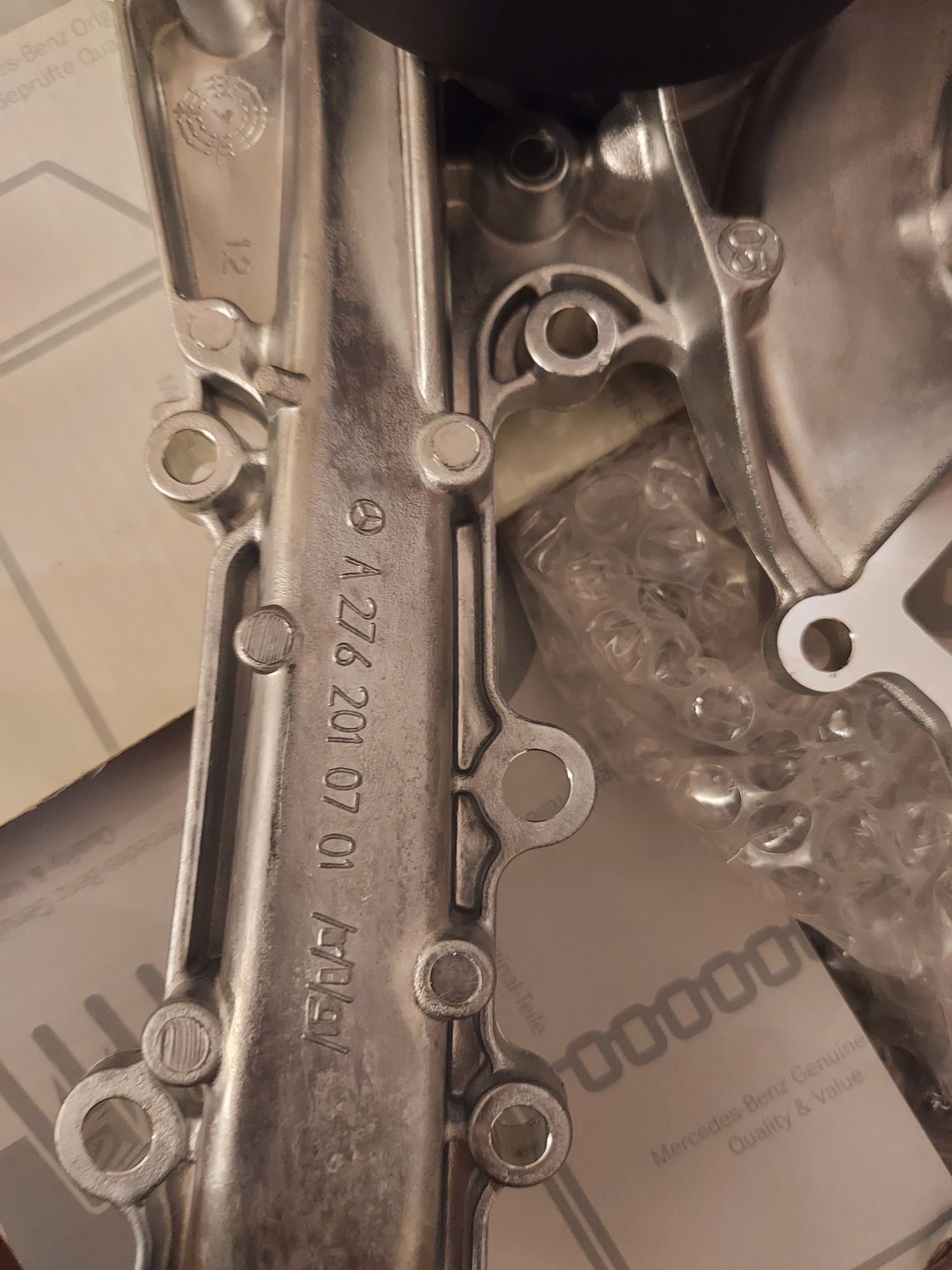 Помпа водяная на m276 мотор,W222,W166,X166,S400,ML400 Mercedes