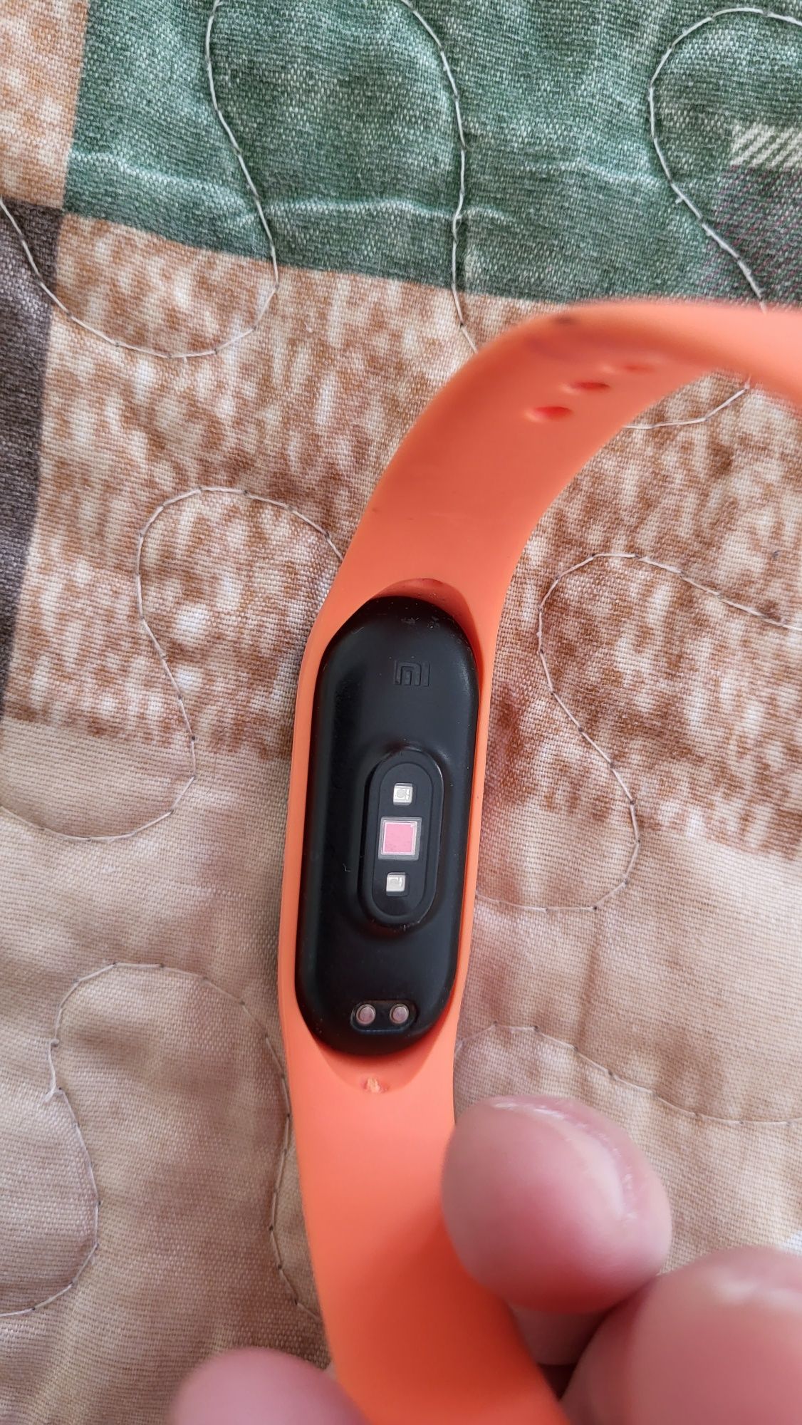 Продам Mi band 4