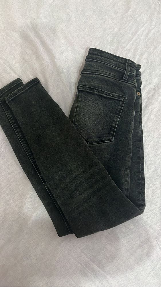 Джинсы скини Zara