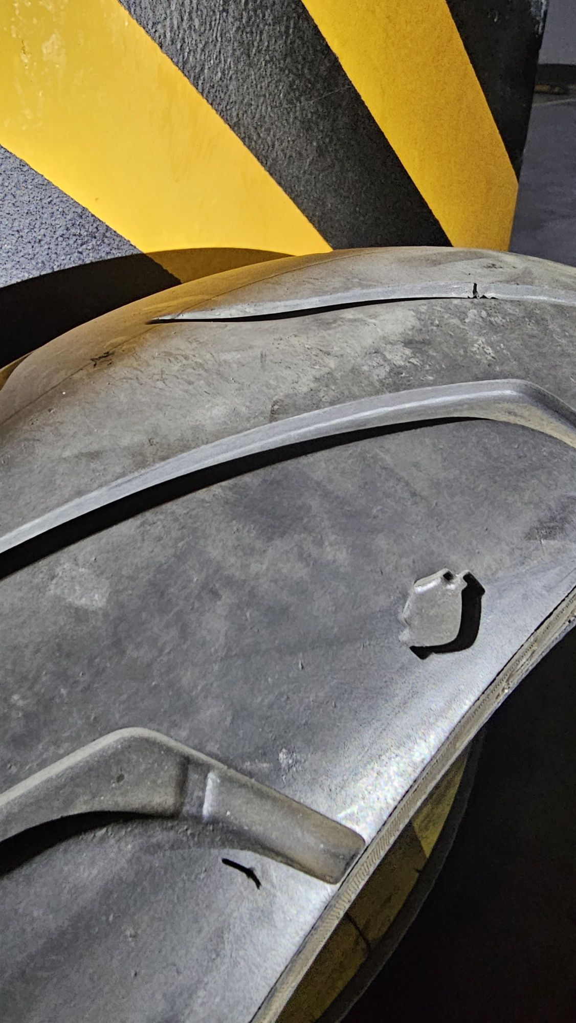 Мотошины Michelin Scorcher 11