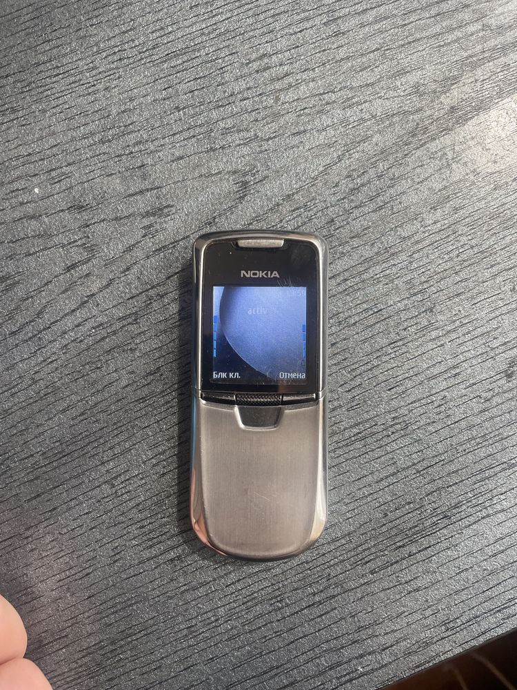 Продам легенду Nokia 8800 в хорошем состоянии оригинале