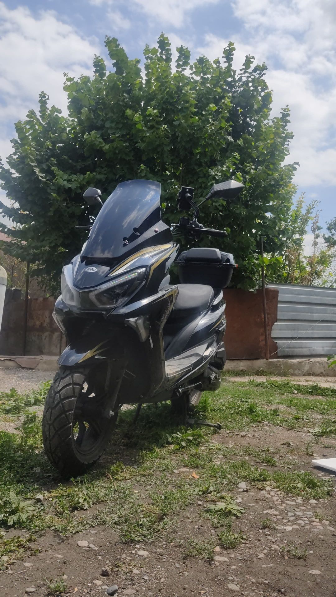 Македония MAXY Jilang