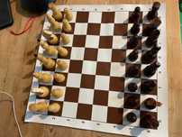 Набор деревянных шахмат с мягкой доской 43x43 см