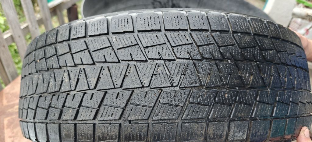 Продам шины bridgestone blizzak dm-v1 торг.