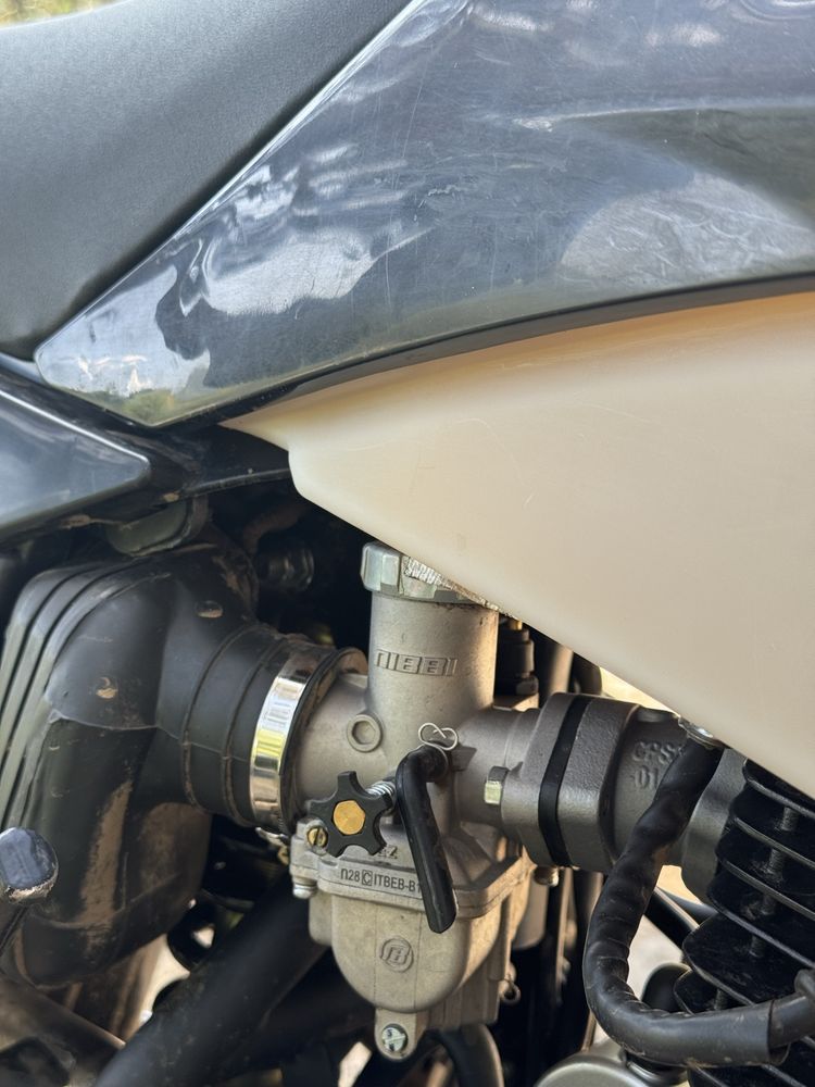 Продам эндуро evo r1 почти новый