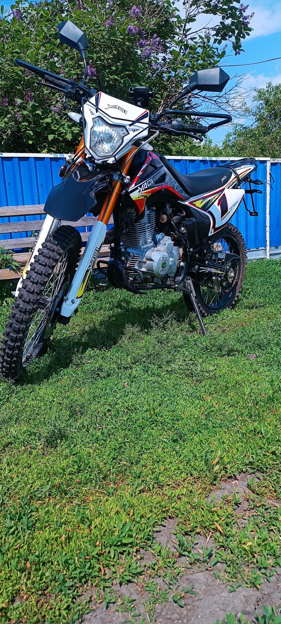 Продам эндуро 250куб