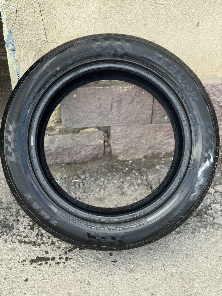 265/50/R 20Продам летние шины . В отличном состояний