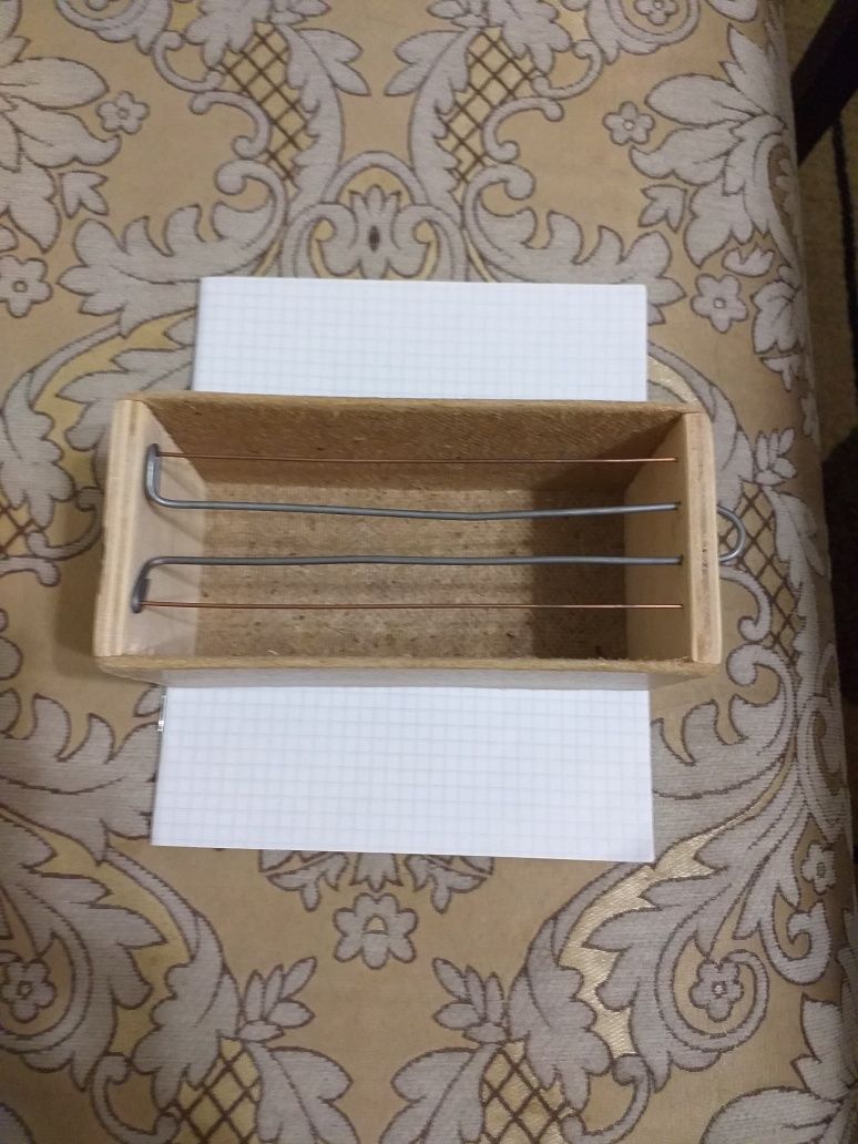 Продам коробку-переноску для птичек.
