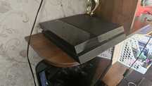 Продаю PlayStation 4
