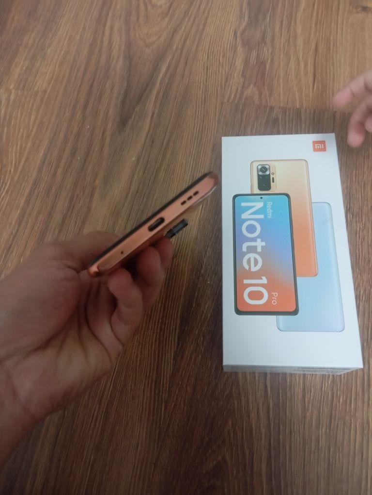 Redmi Note 10 Pro 8/128Gb с коробкой и документами
