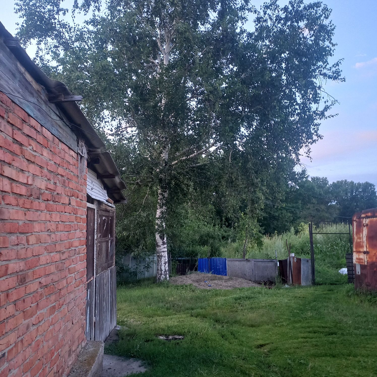 Продам  дом в Самсоновке на берегу речки.