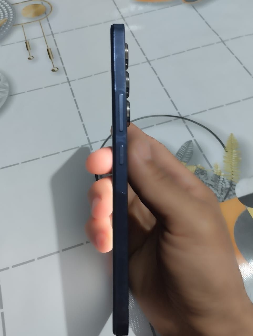 Срочно сатылады VIVO Y 100 жагдайы от акша керек