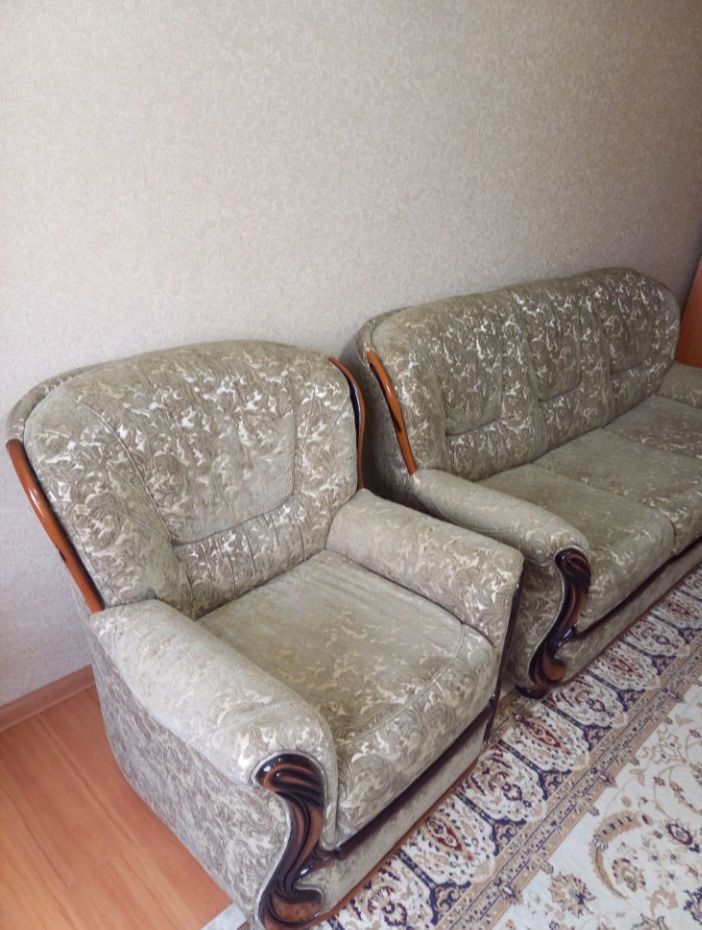Продам мягкий уголок