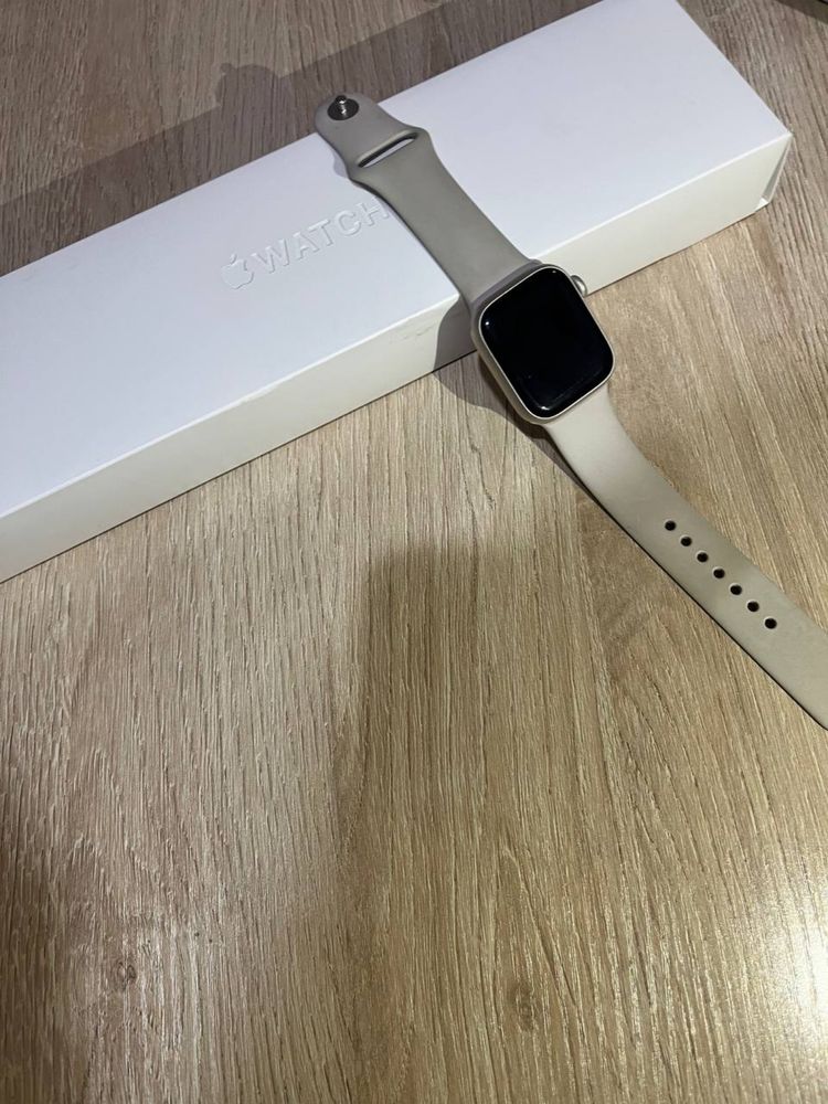 Часы AppleWatch 8 серии