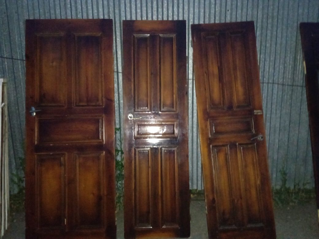Продам двери б/у