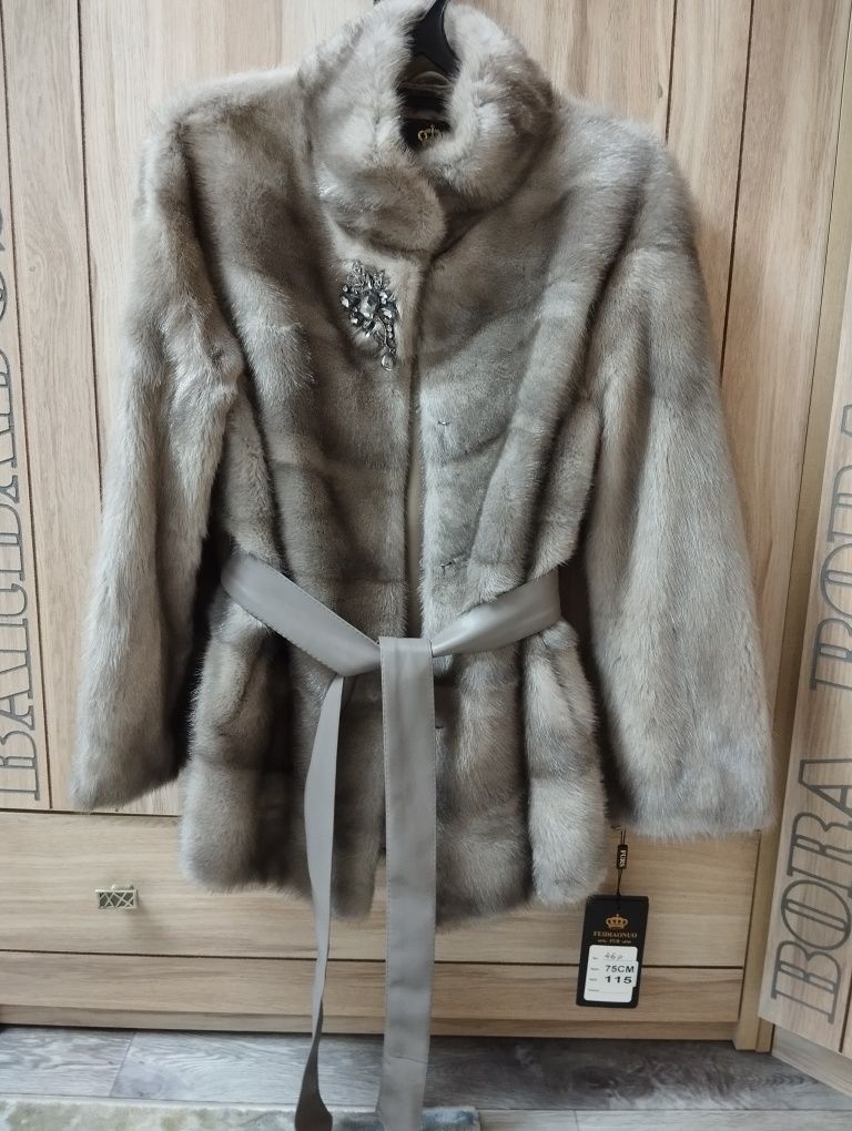 Продам новую леди шубу
