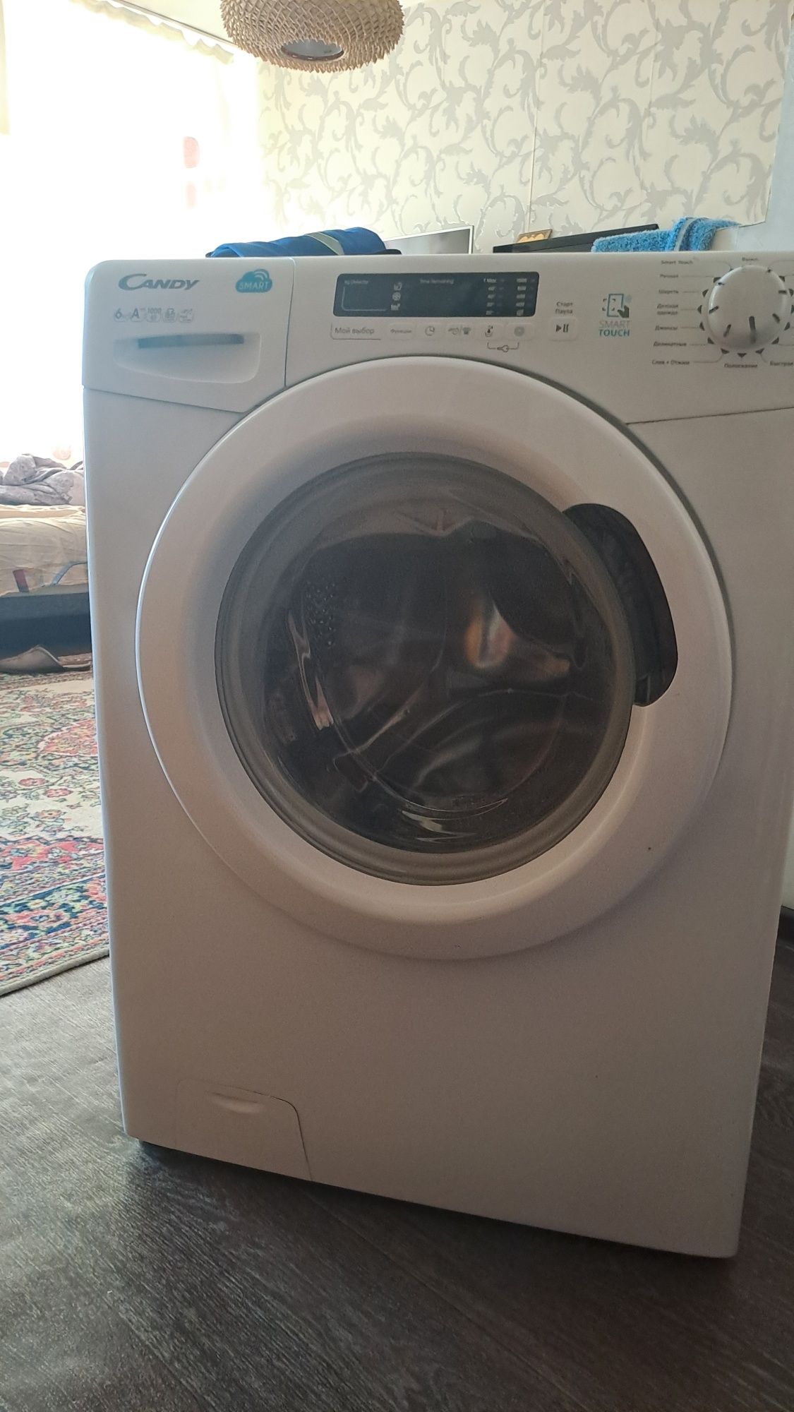 Продам стиральную машинку
