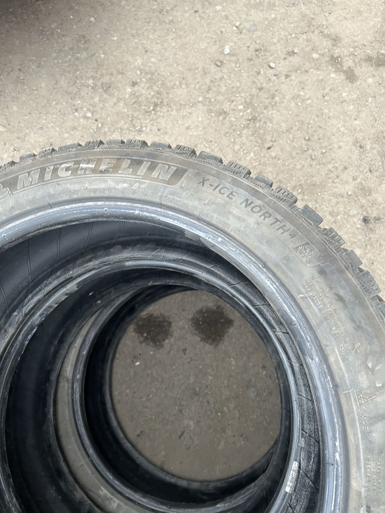 Зимняя резина Michelin X-ice North 4, размер  235 45 R 18, 98T