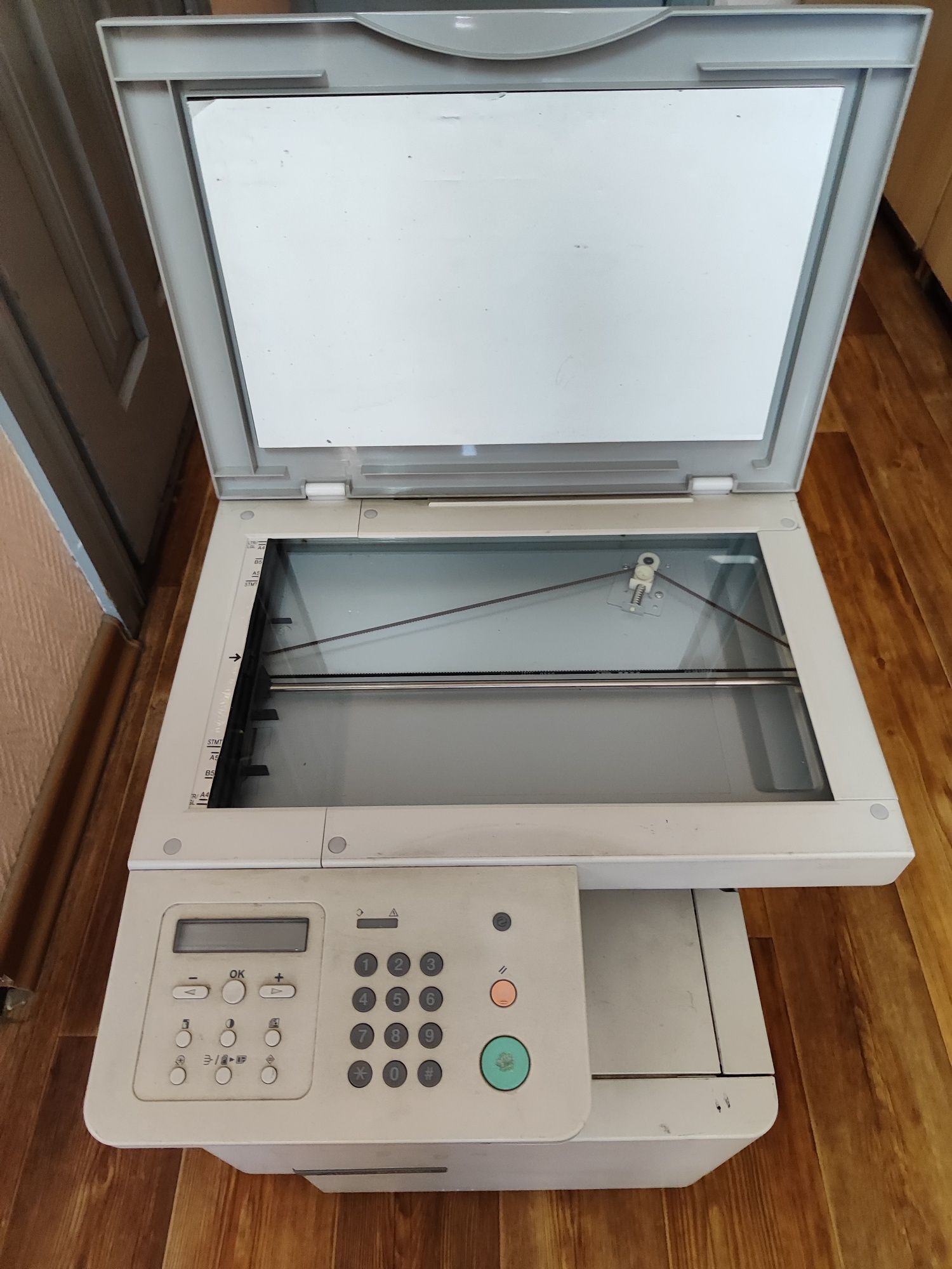 Продам принтер, сканер,копир canon pc-d320