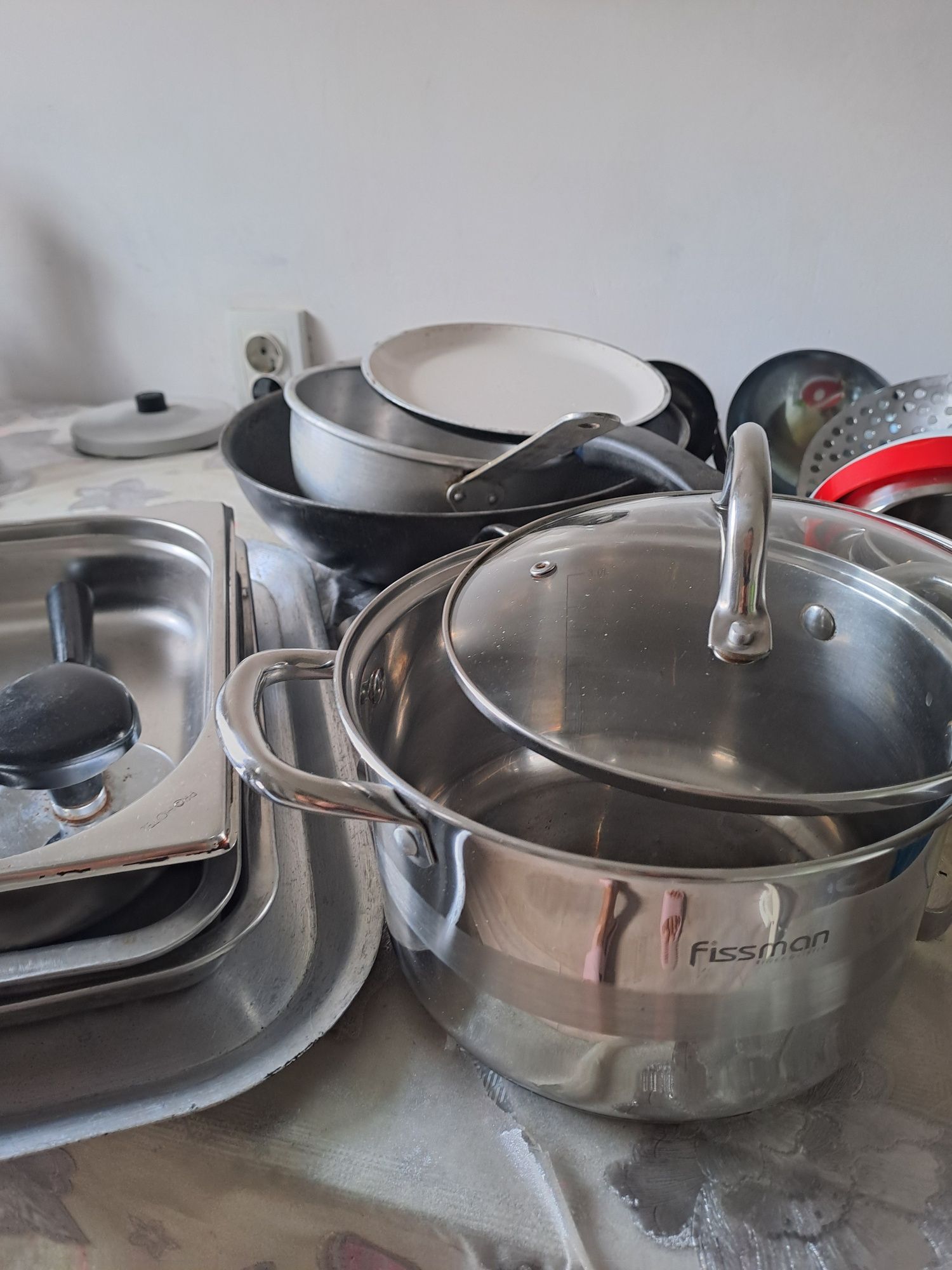 Продам кухонные приборы