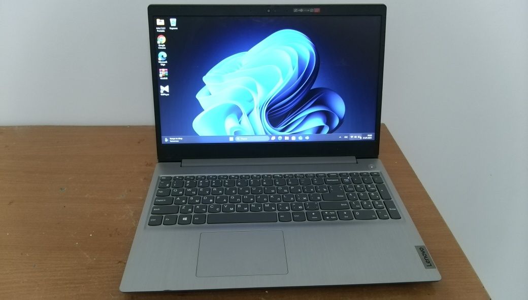 Lenovo ideapad 3