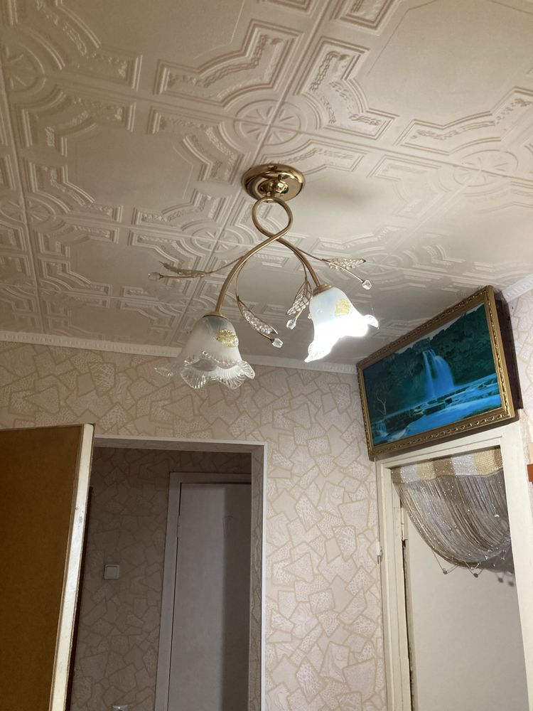Продам мебель , шкафы , кресло , люстры