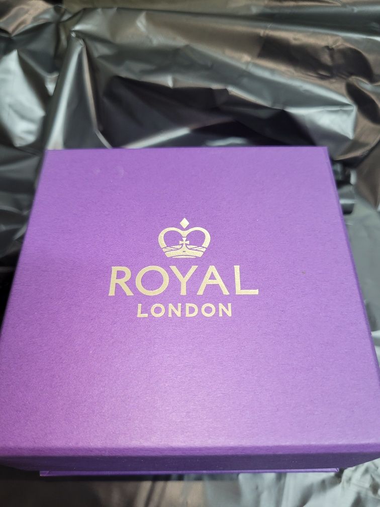 Часы Royal london