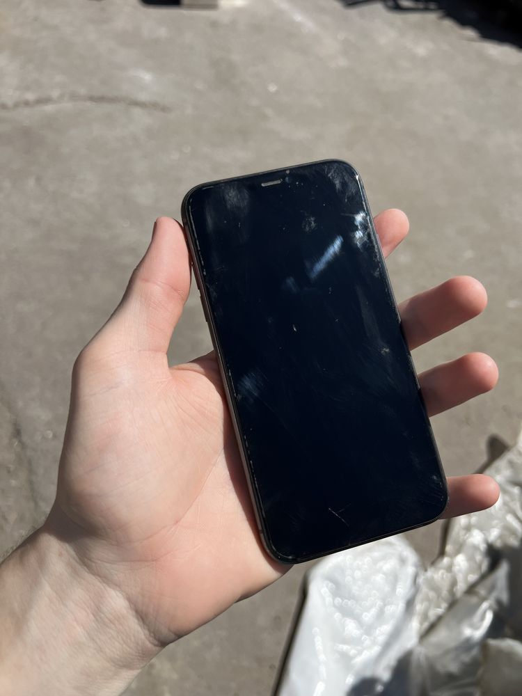 Продам iphone 11