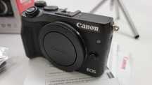 Беззеркальная цифровая камера Canon EOS M6 с объективом EF-M 15–45 мм